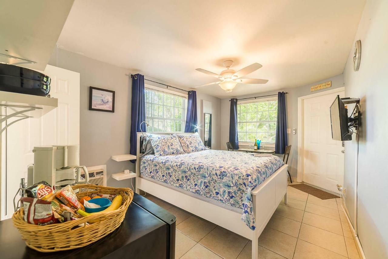 The Blue Door Inn Fort Lauderdale Dış mekan fotoğraf